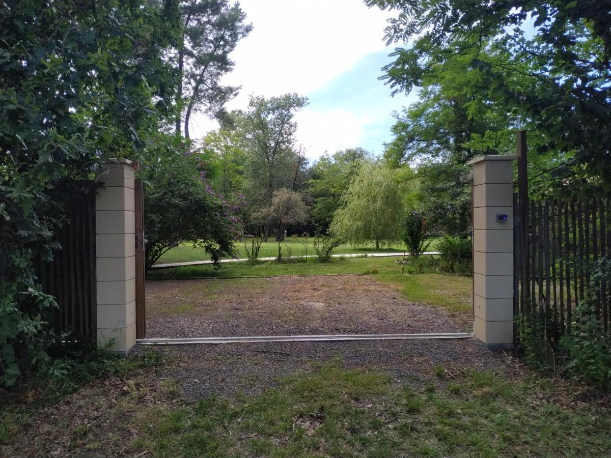 Les Roulottes Vesta Villa Léognan Buitenkant foto